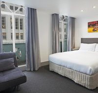 Causeway Inn On The Mall - Accommodation Sunshine Coast
