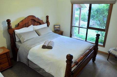 Crimea Retreat - Accommodation Sunshine Coast 8