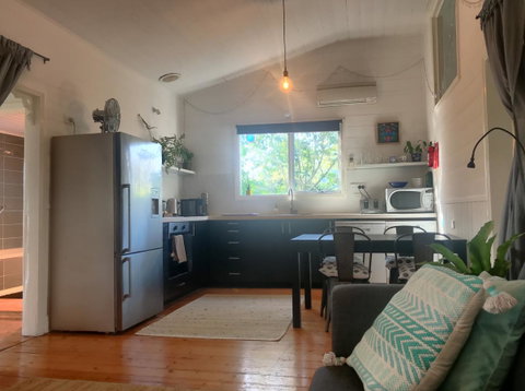 Cinta Cottage - Accommodation Sunshine Coast 3