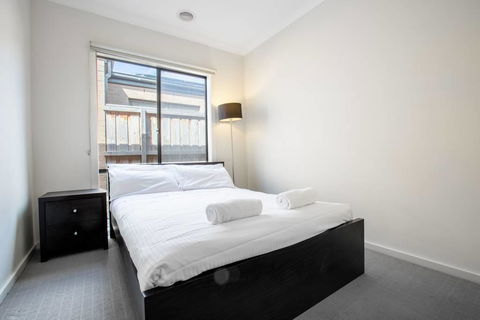 Holiday Rose - Accommodation Sunshine Coast 11