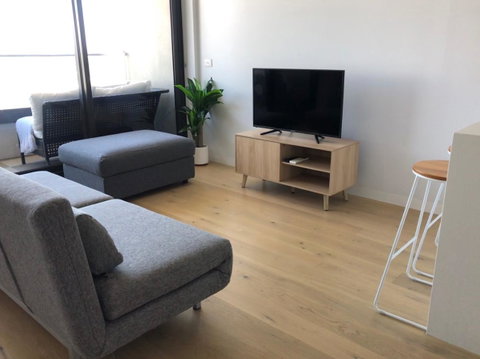 3 Saint Kilda Road - Accommodation Sunshine Coast 7