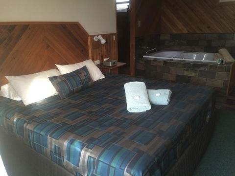 Pelicans Motel San Remo - Accommodation Sunshine Coast 13
