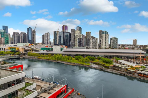 Signature Waterfront Apartments - Accommodation Sunshine Coast 21