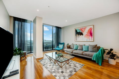 Signature Waterfront Apartments - Accommodation Sunshine Coast 15