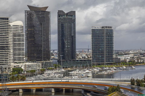 Signature Waterfront Apartments - Accommodation Sunshine Coast 34