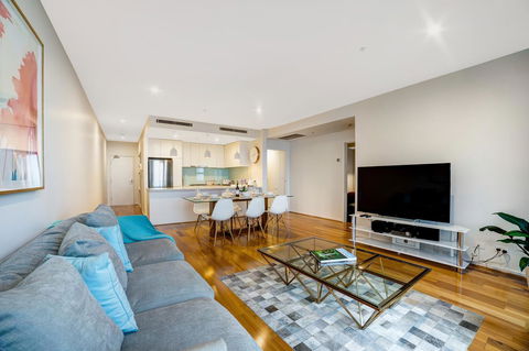 Signature Waterfront Apartments - Accommodation Sunshine Coast 12