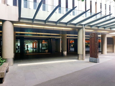 Signature Waterfront Apartments - Accommodation Sunshine Coast 37