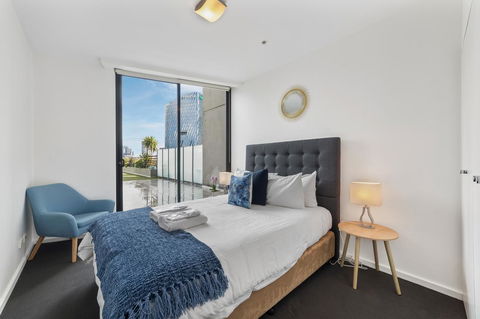 Signature Waterfront Apartments - Accommodation Sunshine Coast 30