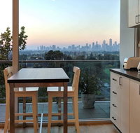 Best View St Kilda 1 BR - Spectacular Sunset Hideaway - Accommodation Sunshine Coast
