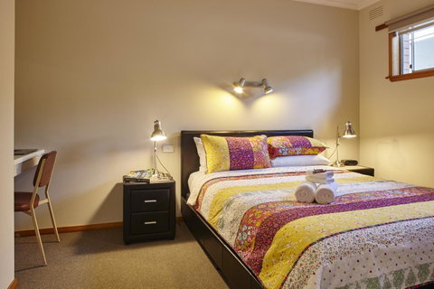 Goldfield Holiday Units - Accommodation Sunshine Coast 1