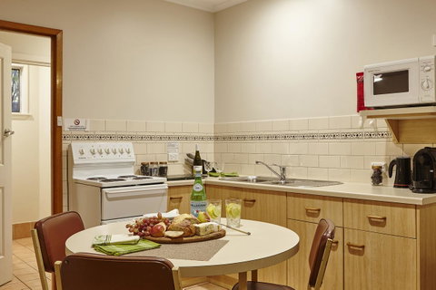Goldfield Holiday Units - Accommodation Sunshine Coast 8