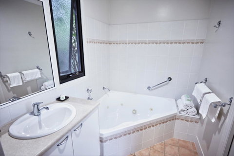 Goldfield Holiday Units - Accommodation Sunshine Coast 15