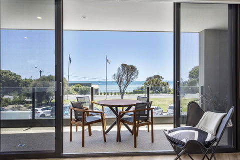 Blairgowrie Apartment 1 - On The Beach - Accommodation Sunshine Coast 0