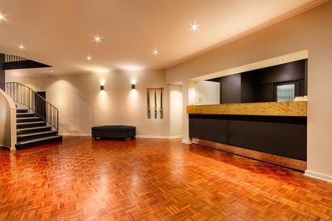 Crest On Barkly Hotel - Accommodation Sunshine Coast 13