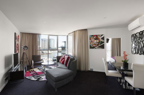 The Sebel Melbourne Docklands Hotel - Accommodation Sunshine Coast 16