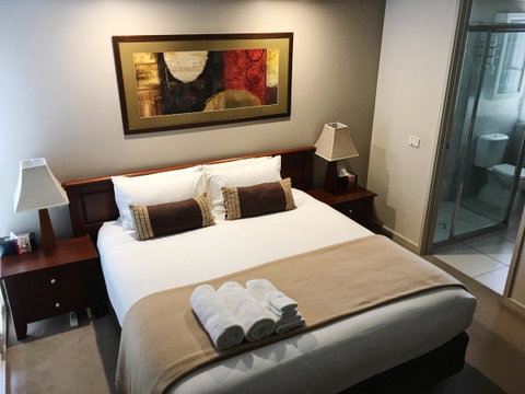Luxury Abalina Cottages - Accommodation Sunshine Coast 0