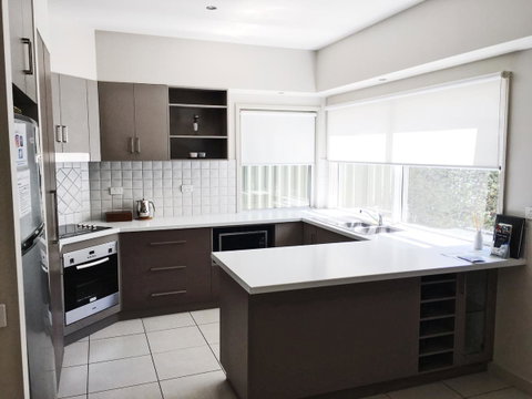 Luxury Abalina Cottages - Accommodation Sunshine Coast 5