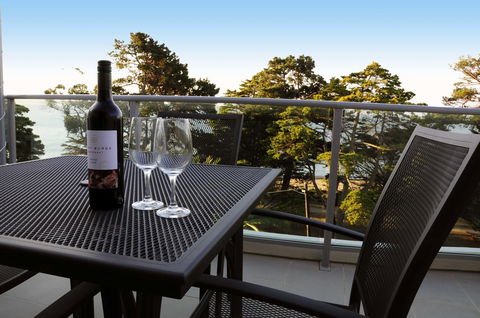 The Waves Apartments - Accommodation Sunshine Coast 4