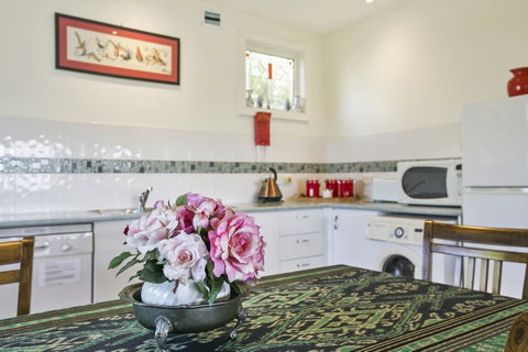 Black Dolphin Beach Penthouse - Accommodation Sunshine Coast 17