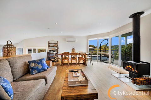 Peninsula Retreat - Accommodation Sunshine Coast 0