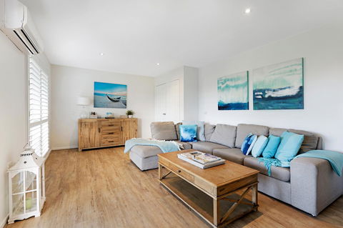 Peninsula Retreat - Accommodation Sunshine Coast 2