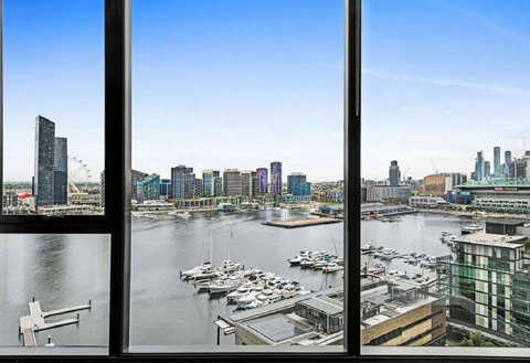 Pars Apartments - Collins Wharf Waterfront, Docklands - Accommodation Sunshine Coast 21