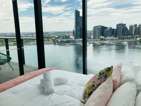Pars Apartments - Collins Wharf Waterfront, Docklands - Accommodation Sunshine Coast 14