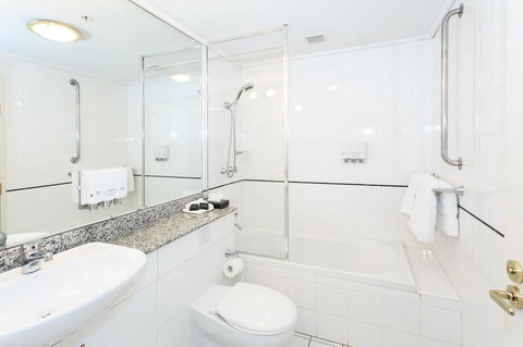 Paramount Apartments Melbourne - Accommodation Sunshine Coast 3