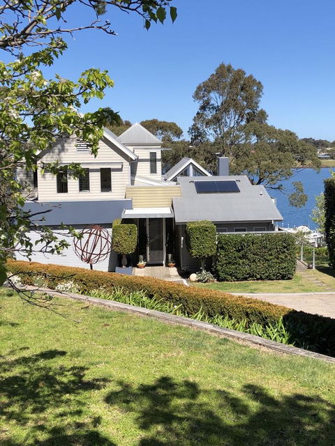 The Point BnB - Accommodation Sunshine Coast 1
