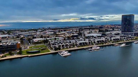 JC Waterfront Apartments On Collins - Accommodation Sunshine Coast 8