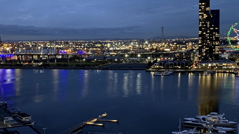 JC Waterfront Apartments On Collins - Accommodation Sunshine Coast 11