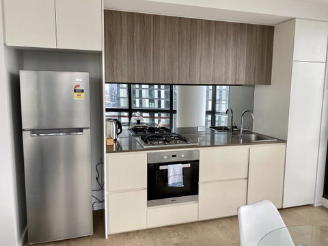 JC Waterfront Apartments On Collins - Accommodation Sunshine Coast 4
