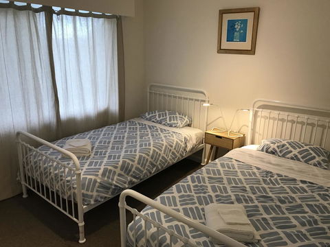 The Hill House - Accommodation Sunshine Coast 10