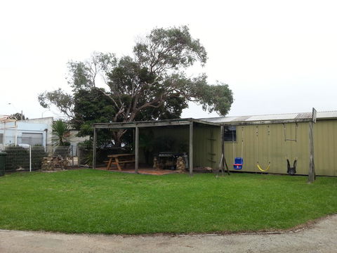 Beachcomber Holiday Units - Accommodation Sunshine Coast 25