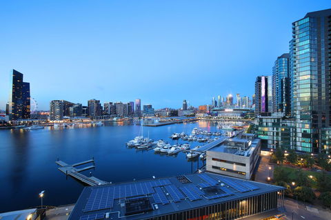 Orange Stay At Collins Wharf - Accommodation Sunshine Coast 4