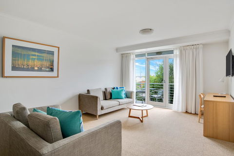 Aligned Corporate Residences Williamstown - Accommodation Sunshine Coast 8