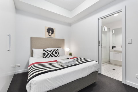 Docklands Private Collection - City Harbour Apartments - Accommodation Sunshine Coast 19