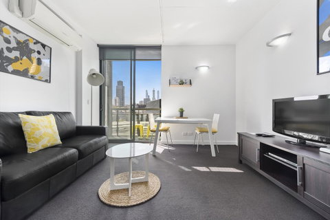 Docklands Private Collection - City Harbour Apartments - Accommodation Sunshine Coast 16