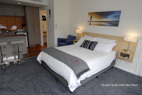 Seascape Accommodation - Accommodation Sunshine Coast 7