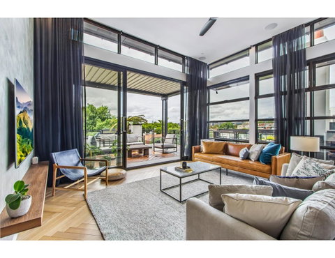 Ultimate Luxury Penthouse From The Block - Accommodation Sunshine Coast 0