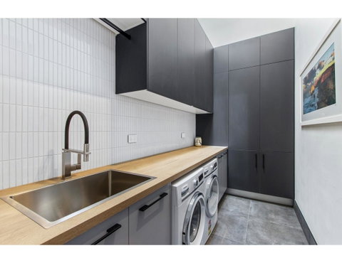 Ultimate Luxury Penthouse From The Block - Accommodation Sunshine Coast 14
