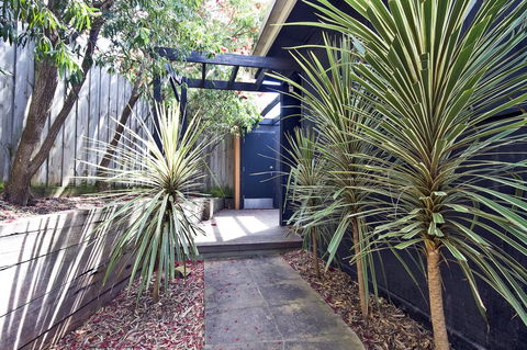 Lornebeach Apartments - Accommodation Sunshine Coast 39