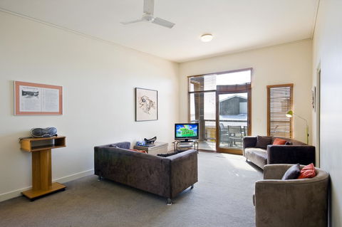 Lornebeach Apartments - Accommodation Sunshine Coast 44