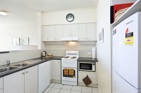 Lornebeach Apartments - Accommodation Sunshine Coast 34