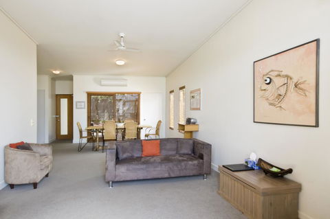 Lornebeach Apartments - Accommodation Sunshine Coast 32
