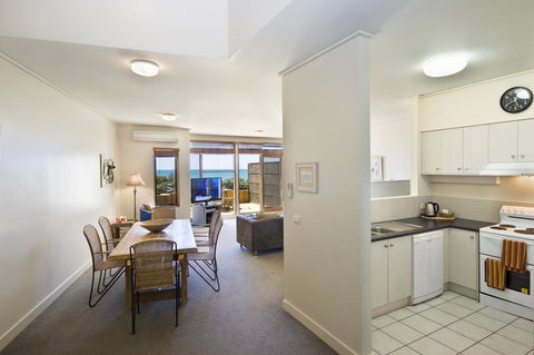 Lornebeach Apartments - Accommodation Sunshine Coast 38