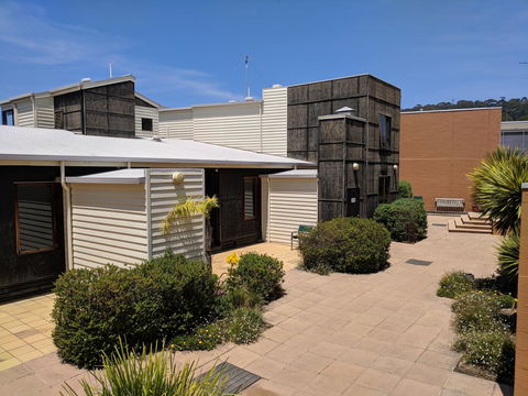 Lornebeach Apartments - Accommodation Sunshine Coast 4
