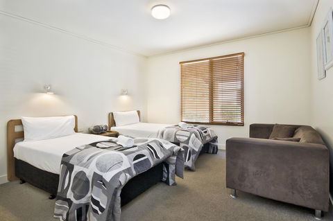 Lornebeach Apartments - Accommodation Sunshine Coast 31