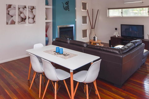 Blue Ridge Retreat - Accommodation Sunshine Coast 2