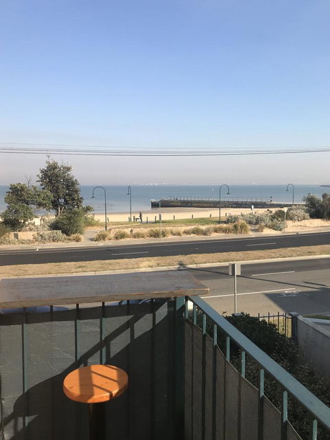 Beach Front Beauty - Accommodation Sunshine Coast 24